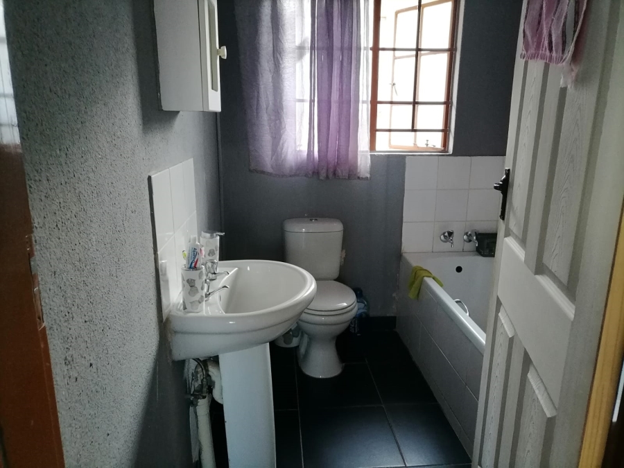 3 Bedroom Property for Sale in Tlhabane West North West